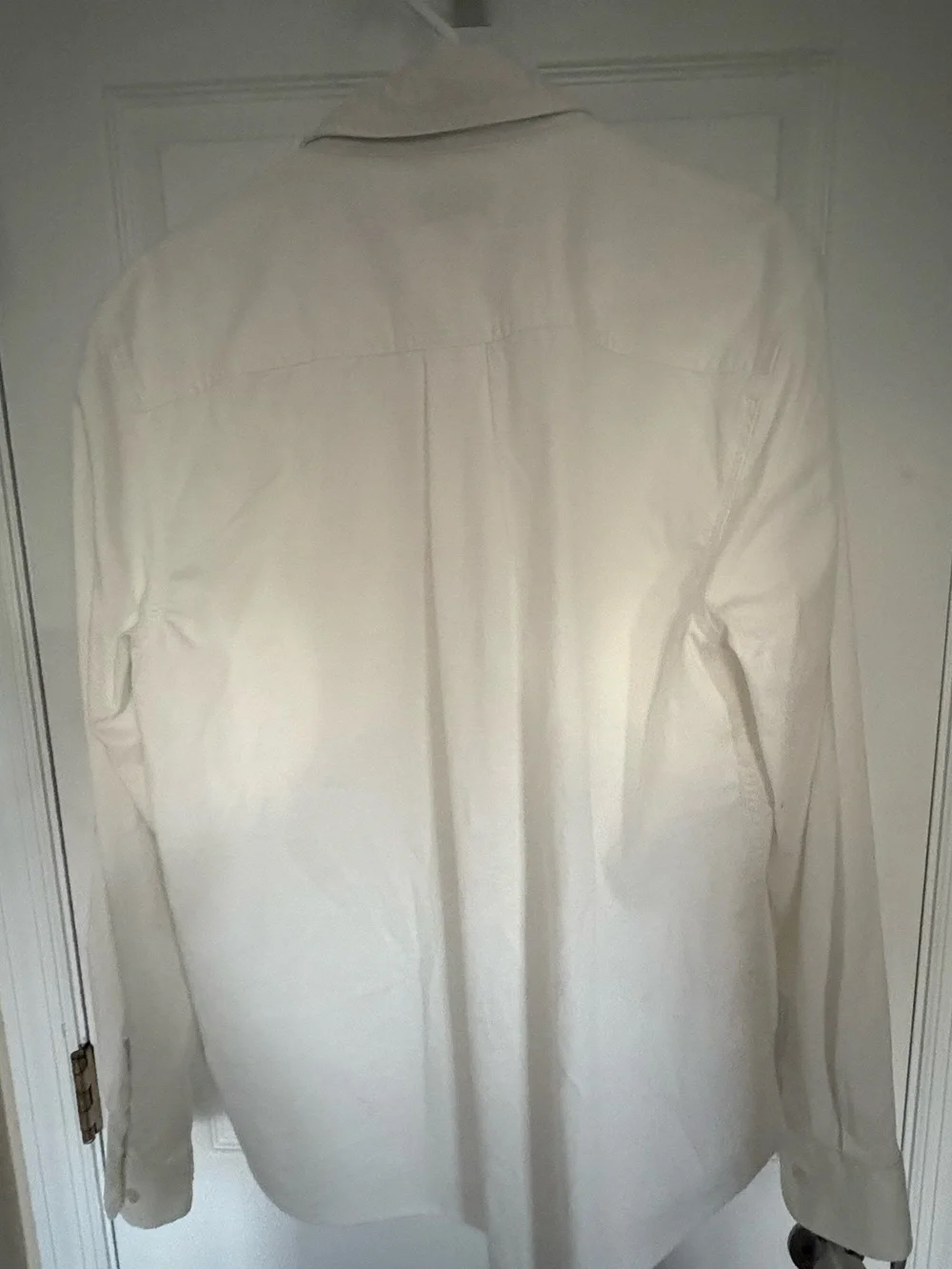 Free Assembly Men's Classic Button-Down Shirt - White